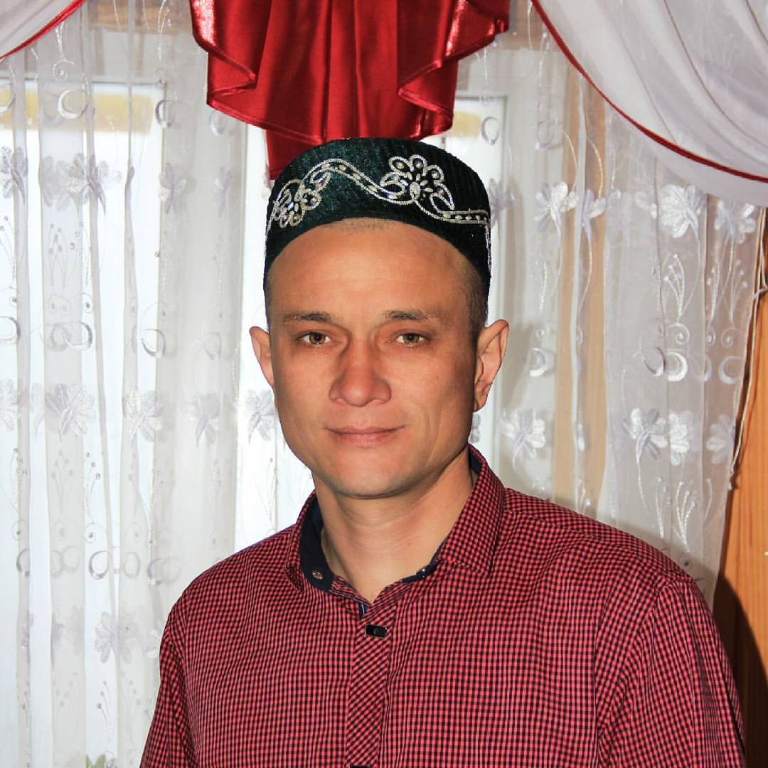 Насиров Рузаль Данилович