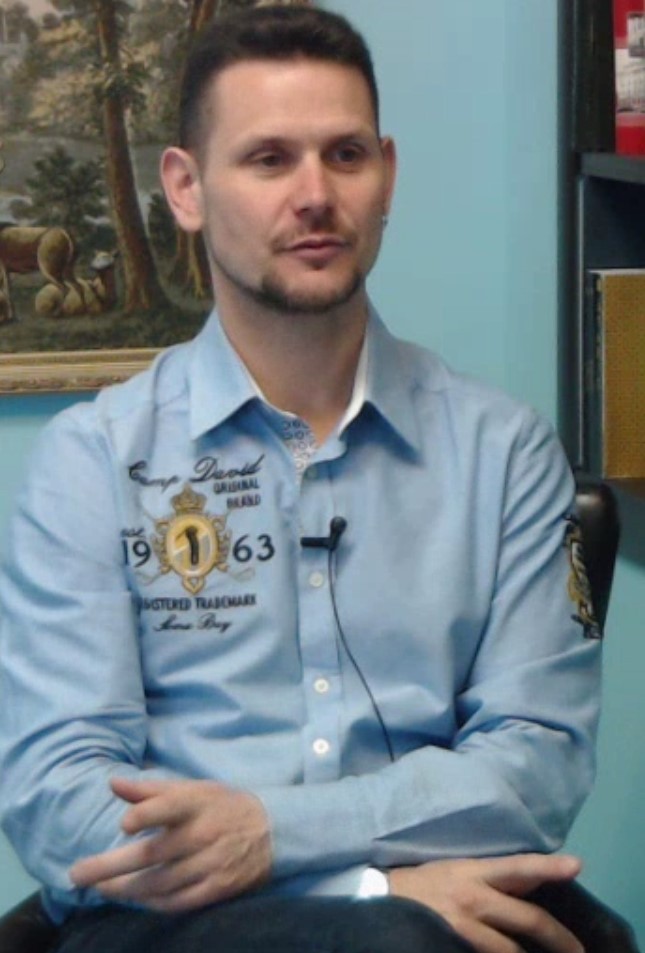 Салакаев Антон Викторович 